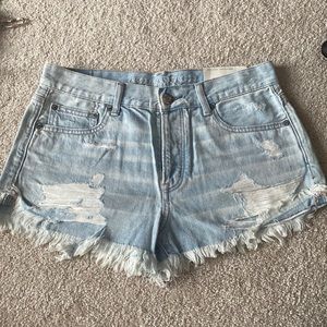 AEO tomgirl shorts, new with tags, size 6